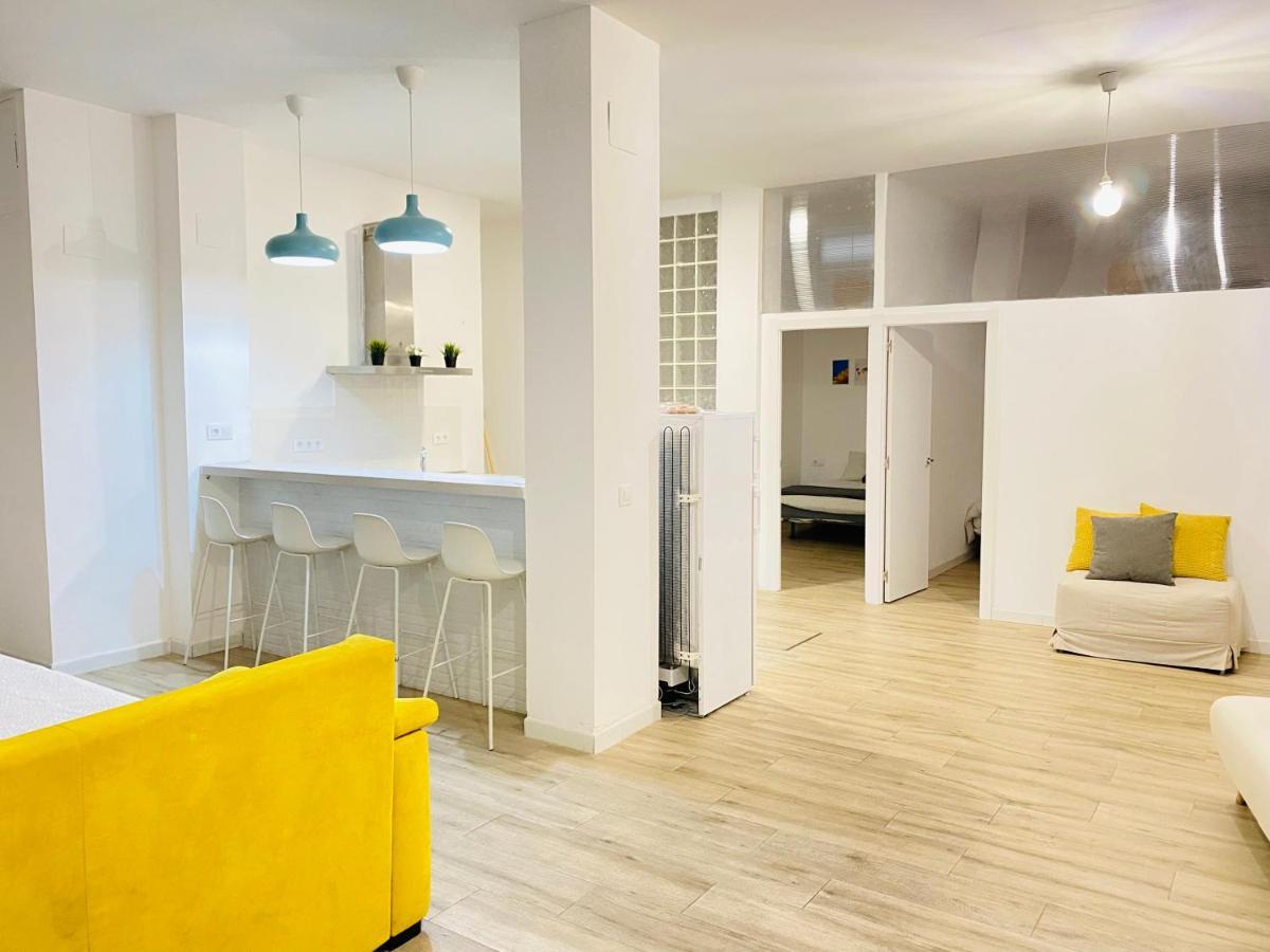 Flamenca Triana - Apartamento Wifi Con 2 Dormitorios 2 Sofas Camas 2 Banos Sevilla Buitenkant foto