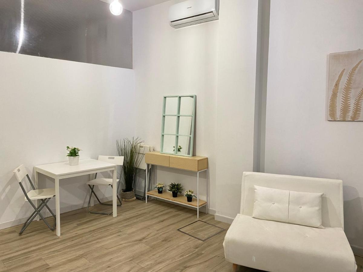 Flamenca Triana - Apartamento Wifi Con 2 Dormitorios 2 Sofas Camas 2 Banos Sevilla Buitenkant foto